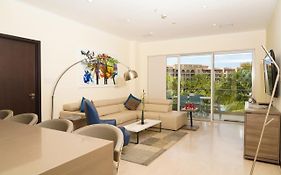 Luxury Apartment In Eagle Beach Levent